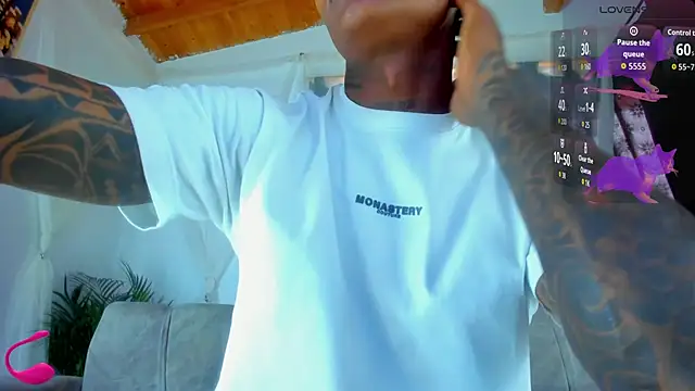 esteveen ortegas  online show from October 2025 03:00:01 PM