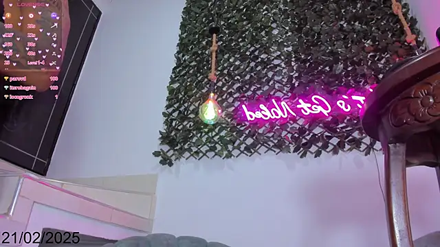 Snapshot of Brianna_Stars chatting on February 2025 12:27:02 AM Brianna Stars online show from February 2025 12:27:02 AM