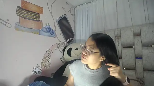 KEYRA-MILLER- online show from February 2026 02:21:02 AM