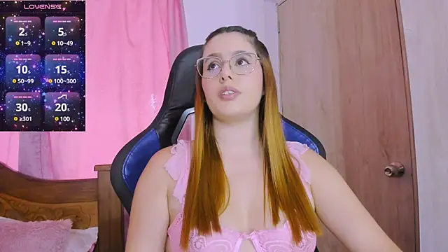 Snapshot of ParisShayk chatting on March 2025 05:57:01 PM ParisShayk online show from March 2025 05:57:01 PM