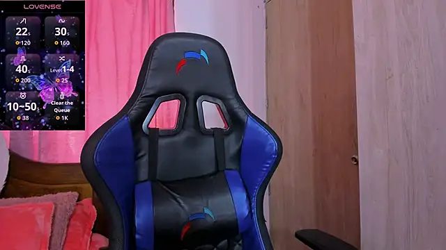 Snapshot of ParisShayk chatting on October 2025 06:09:01 PM ParisShayk online show from October 2025 06:09:01 PM