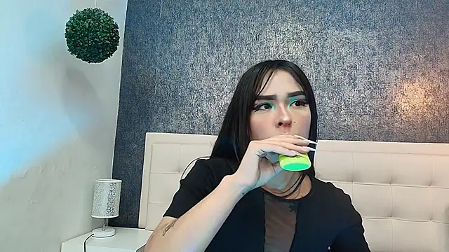 Cloeandtyfanny online show from February 2026 12:43:02 AM