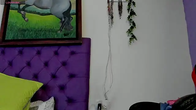 Cloeandtyfanny online show from June 2026 04:34:02 PM