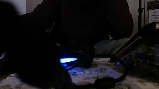 Cordt30 online show from March 2026 07:17:02 PM