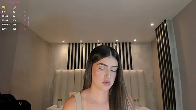 PaulinaSantos  online show from February 2026 07:34:02 PM