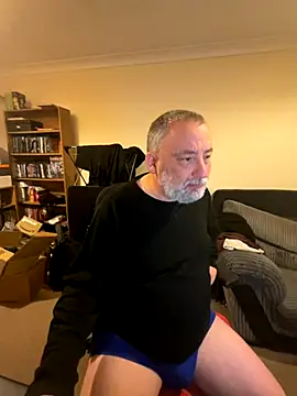 Snapshot of LondonTeffy chatting on November 2025 10:32:02 PM LondonTeffy online show from November 2025 10:32:02 PM