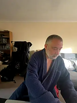 Snapshot of LondonTeffy chatting on November 2025 10:14:02 AM LondonTeffy online show from November 2025 10:14:02 AM