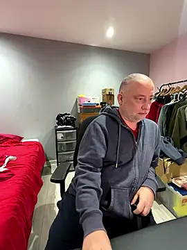 Snapshot of LondonTeffy chatting on January 2026 10:23:01 PM LondonTeffy online show from January 2026 10:23:01 PM