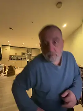 Snapshot of LondonTeffy chatting on February 2026 10:03:01 PM LondonTeffy online show from February 2026 10:03:01 PM