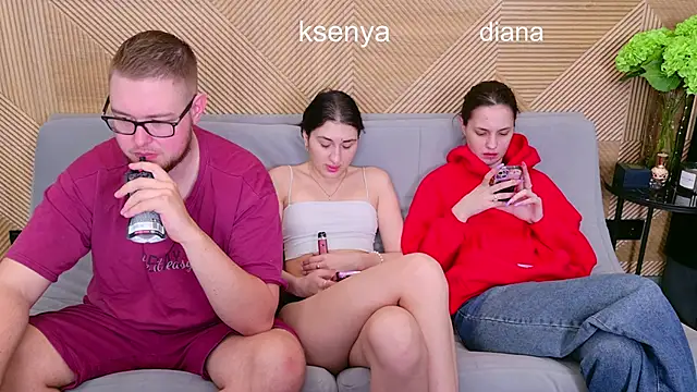 Snapshot of Ksenny chatting on May 2026 06:55:02 AM Ksenny online show from May 2026 06:55:02 AM