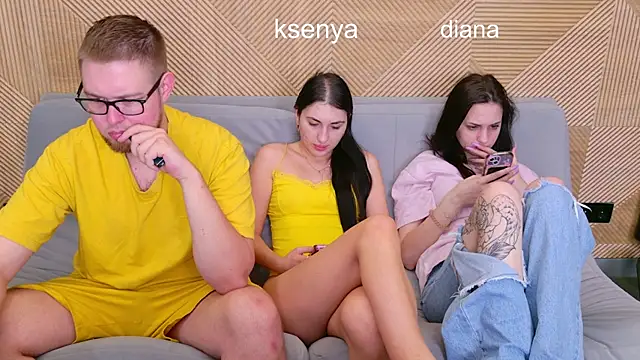 Snapshot of Ksenny chatting on May 2026 05:23:02 AM Ksenny online show from May 2026 05:23:02 AM