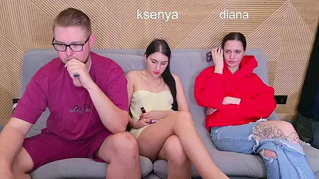 Snapshot of Ksenny chatting on May 2026 05:36:02 AM Ksenny online show from May 2026 05:36:02 AM