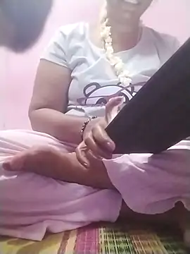 Tamilpriya46 online show from March 2025 05:27:01 PM