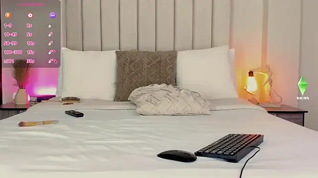 romina-brunette online show from October 2025 05:33:01 PM