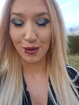 Snapshot of Julia-Sugar chatting on March 2025 05:20:01 PM Julia-Sugar online show from March 2025 05:20:01 PM