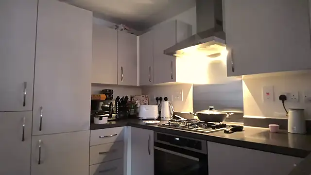 SweetMonicaUK online show from November 2025 11:47:01 AM