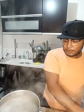 dave banks online show from January 2025 01:32:01 AM