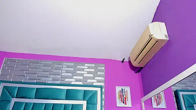 LORENSCOLLINS online show from February 2026 01:45:01 PM