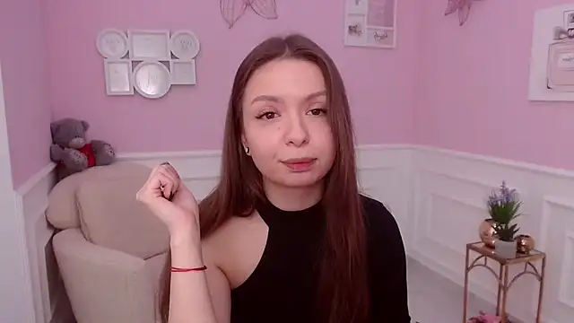 LucySkilar online show from December 2024 06:41:01 AM