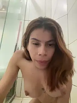 Snapshot of KyKa02 chatting on March 2025 12:44:01 AM KyKa02 online show from March 2025 12:44:01 AM