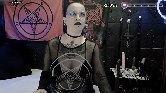 Evil Queen 666 online show from March 2025 07:36:01 AM