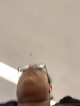 ebonyred online show from March 2025 07:21:02 PM