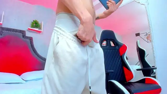 AgarEvans online show from April 2026 05:57:01 AM