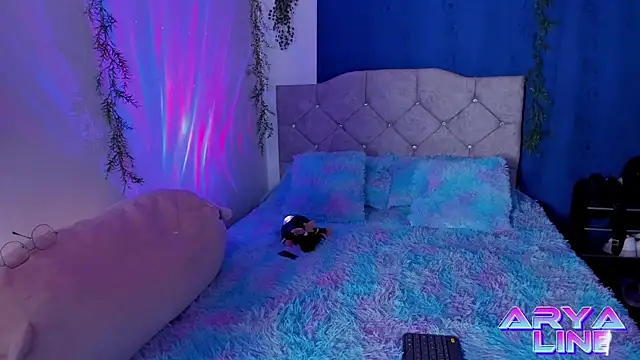 arysUwU online show from March 2025 03:18:02 AM