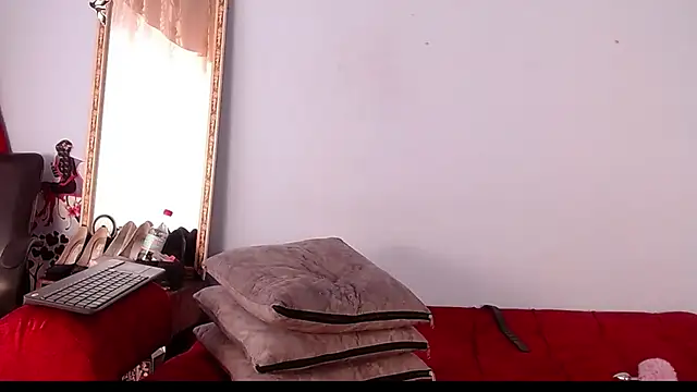 Tamararios online show from March 2025 07:42:02 PM