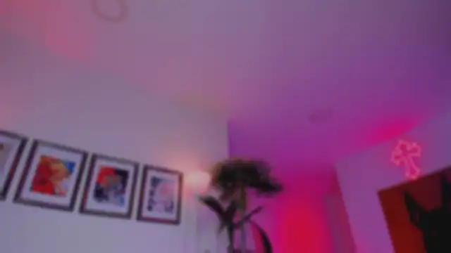 Taylor  foxxx online show from October 2025 05:37:01 AM