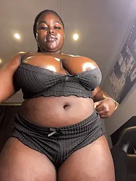 Honeycoco0211 online show from June 2026 08:33:02 PM