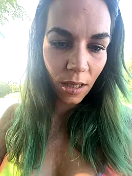 Lady Knaller online show from September 2025 12:28:01 PM