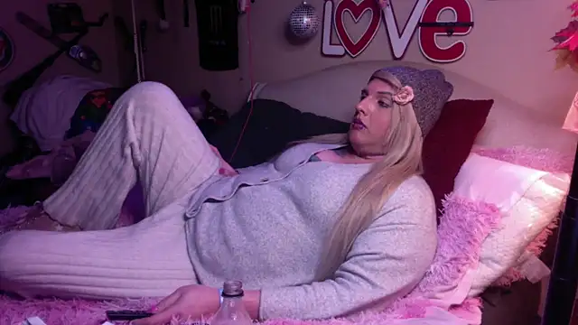 Blakelytgirl online show from February 2025 02:42:01 PM