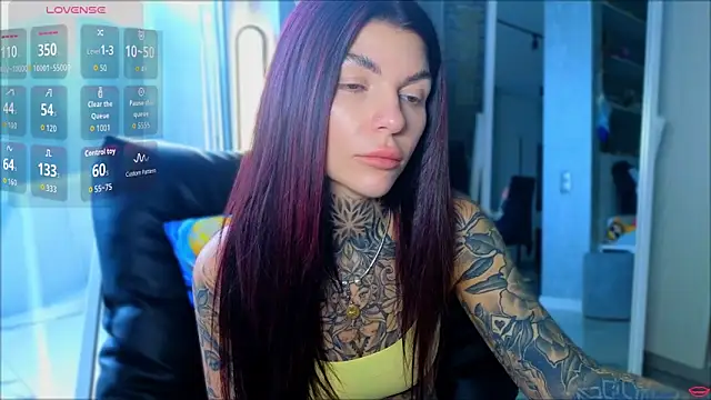 Snapshot of tattooedBabyy chatting on May 2026 10:22:02 AM tattooedBabyy online show from May 2026 10:22:02 AM