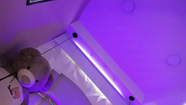 Dalila Thoms online show from February 2025 01:35:02 PM