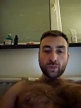 Snapshot of TIGERRR86 chatting on December 2024 10:39:02 PM TIGERRR86 online show from December 2024 10:39:02 PM