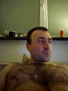 Snapshot of TIGERRR86 chatting on March 2025 09:48:01 PM TIGERRR86 online show from March 2025 09:48:01 PM