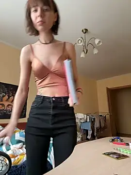 Crayzy Luv online show from December 2024 05:03:01 AM