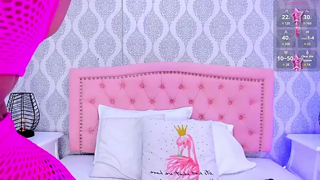 Valerith Vega  online show from November 2025 12:04:01 PM