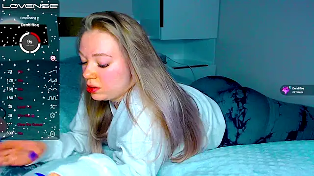 kitti kaattt online show from February 2025 05:07:02 PM