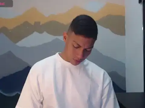 Snapshot of aalan_foxter chatting on February 2025 05:26:02 AM aalan foxter online show from February 2025 05:26:02 AM