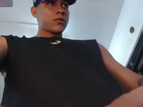 Snapshot of aalan_foxter chatting on February 2025 02:53:01 AM aalan foxter online show from February 2025 02:53:01 AM