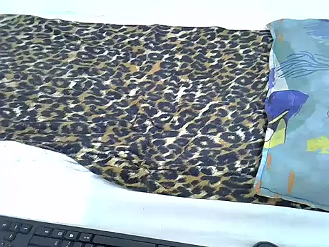 drowllie online show from November 2025 02:39:01 PM