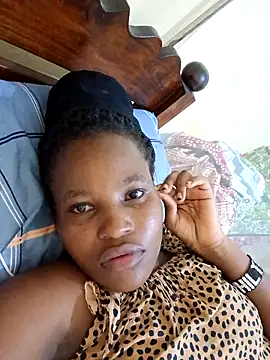 petite babe online show from March 2026 07:31:01 PM