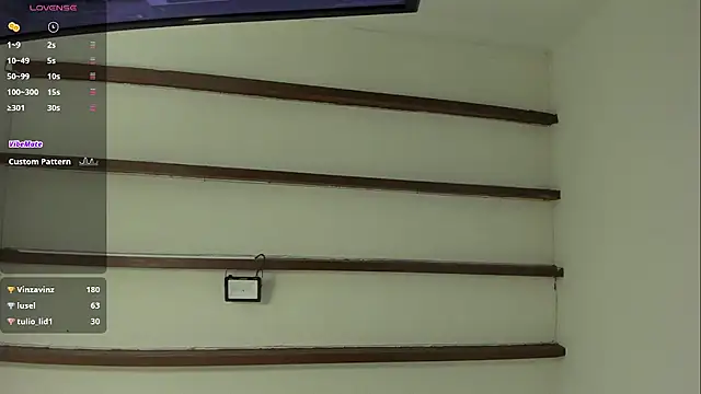 Oriana Guzman online show from December 2024 07:11:01 PM