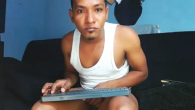 Grandeygruesa1 online show from November 2025 03:19:01 AM