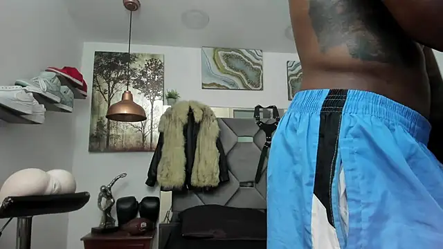 Snapshot of KING_FIT chatting on February 2025 11:58:02 PM KING FIT online show from February 2025 11:58:02 PM