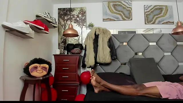 Snapshot of KING_FIT chatting on September 2025 12:16:01 PM KING FIT online show from September 2025 12:16:01 PM