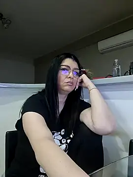 Milf Abigail online show from February 2025 02:40:01 AM