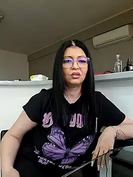 Milf Abigail online show from March 2025 05:32:02 AM